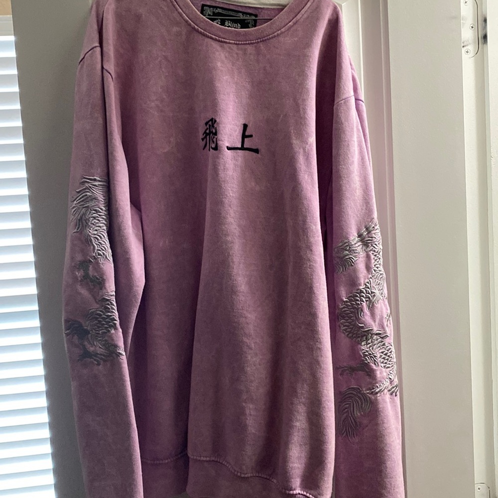 Embroidered Japanese style sweater fitting for men or women with rare design